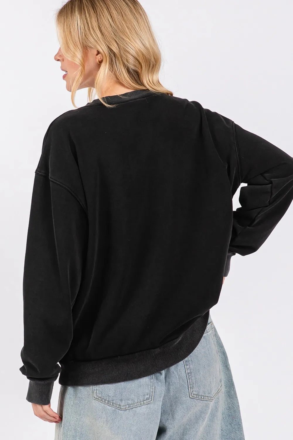 The USA Letter Patch Round Neck Sweatshirt